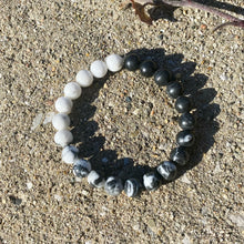 Load image into Gallery viewer, Zebra Stone Ombré Bracelet